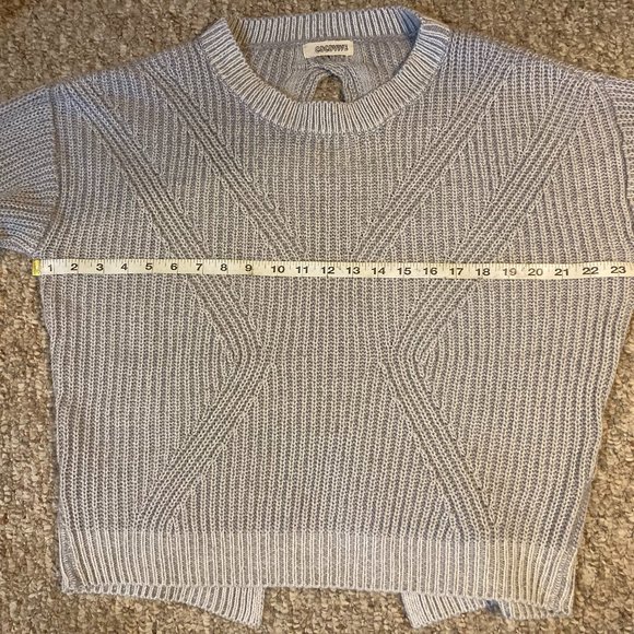 Cocovive Grey Knit Pointelle Boxy Crewneck Sweater - Picture 6 of 9